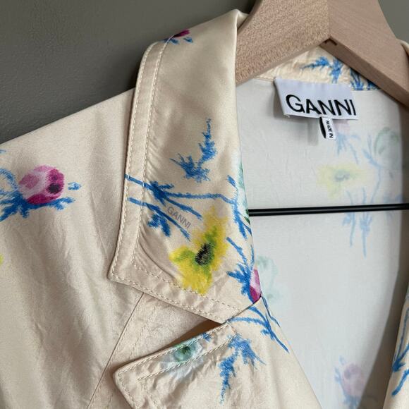 GANNI Floral Crinkle Wrap Dress In Yellow Size Medium Pink Blue Chic Sexy Wrap - Picture 10 of 16